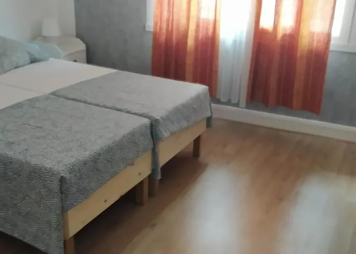شقة Beau F3, Renove, Calme, En Plein Centre De *